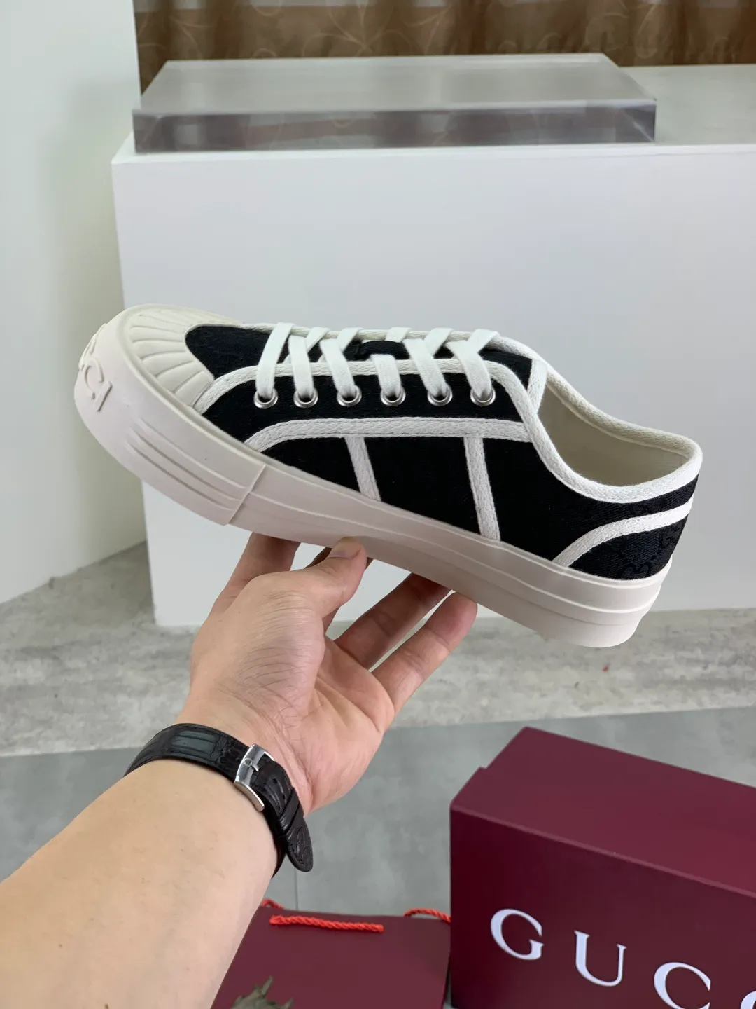 Men's shoes 💰P480 New Gucci thick-soled cloth shoes for women, high-quality version with logo patterned cloth surface, 5mm thick sole, ultra-light shoes, versatile and comfortable.  Fabric: Versatile floral fabric Lining: Versatile canvas Feet: Towel fabric Code number: 35-41 (41 customized) Packaging: Original packaging